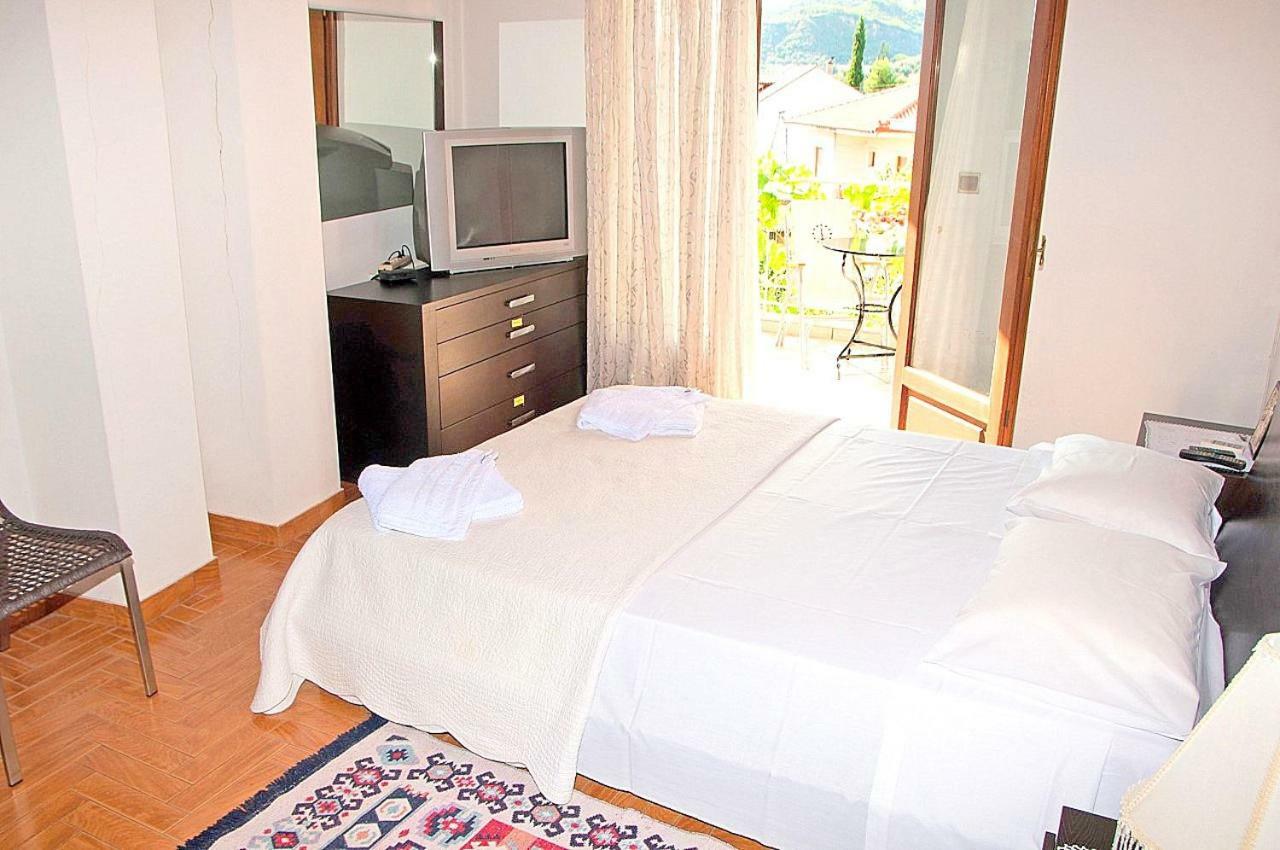 Dorothea'S Villa Platanos  Exteriér fotografie